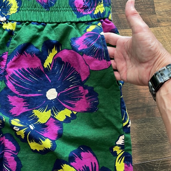 J Crew pull on shorts - Picture 3 of 5